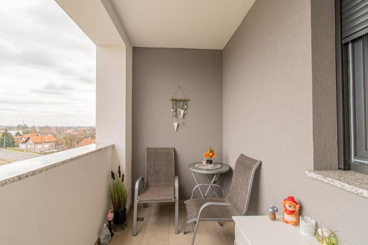 Apartament Flexible Selfcheckins 42 - Zagreb - Luxury - Garage Parking - Loggia - Brand New Zewnętrze zdjęcie
